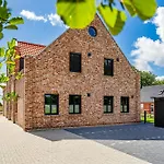 Pura Vida Greetsiel